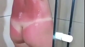 Foi com marido a praia e arrumou safado pra foder o cú