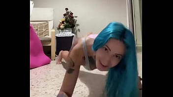 Perra caliente te pondra la verga dura