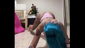 Perra caliente te pondra la verga dura