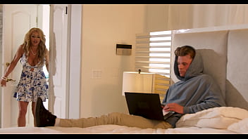 Trusts a bitch quick look