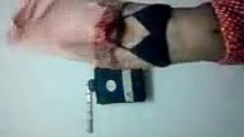 Hot Girl Show Her Nude thumbnail