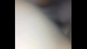 Vadia gostosa pega por traz