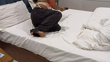 Indian desi bhabhi vibrator with hot shot video