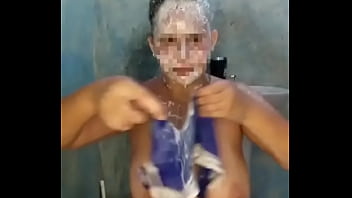 Desafio leite vômito e rola gigante na garganta até me arrebentar