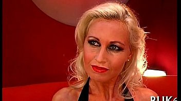 Sexy babes with sexy body assets