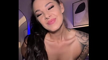 Cum chat with me i’m bored and too horny for my own good ️