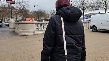 Un coquin me baise dans une pieces désafécté