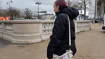 Un coquin me baise dans une pieces désafécté