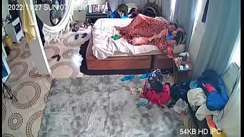 Câmera escondida flagra casal famoso