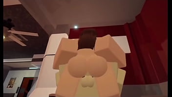 Mi novia sintiéndo mi polla bien rico