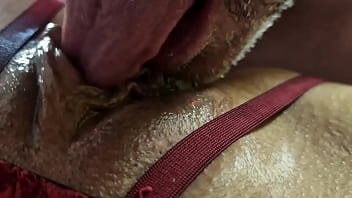Sexo casero con milf y un buen creampie Sexo casero con milf y un buen creampie