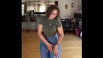 Showcasing perfect ass xalanamichelle twitch streamer