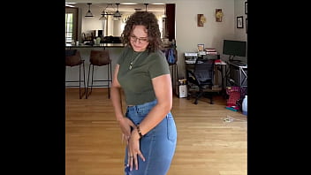 Showcasing Perfect Ass Xalanamichelle Twitch Streamer thumbnail