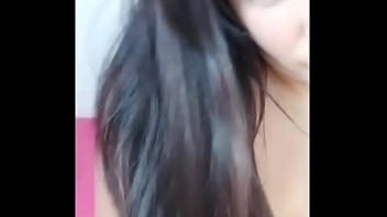 La culona de zamira no se aguanta las ganas de ser follada por su peque