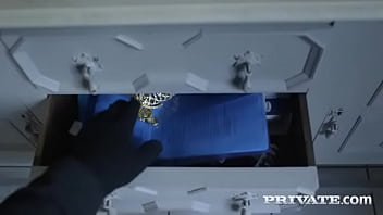 Blondie fesser exhibits her big ass in a pov