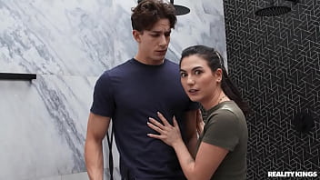 Whole v reality kings