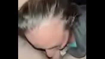 I give a wet blowjob