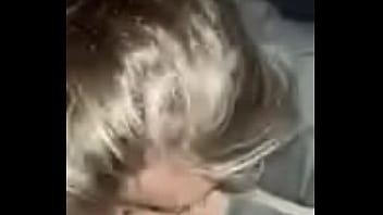 I give a wet blowjob