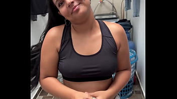 Vecina puedes lavar mi ropa porafvor te pagare