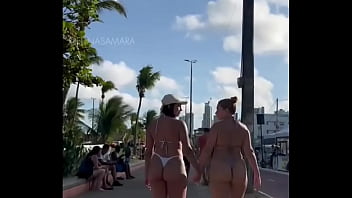 Uma morena e uma ruiva vcs shippan