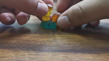 Me follo a la pandita roja