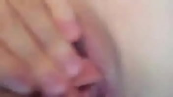 Tocandome lista para una polla