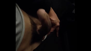 Dotadão De Pau Duro No ônibus Vazio thumbnail