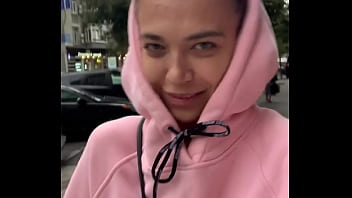 Sunday late morning and how's my pink appearance