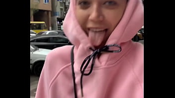 Sunday late morning and how's my pink appearance