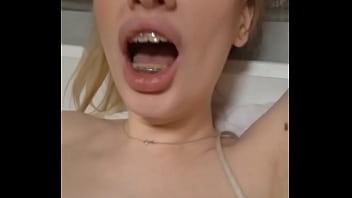 Elza kom armpit worship