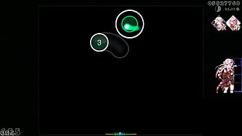 Sofrendo de um orgasmo enquanto jogas osu e aperta em círculos