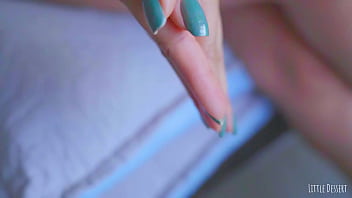 Sensual desi couple’s passionate touch and rub