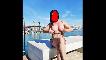 Várias fodas e exibicionismo de dani