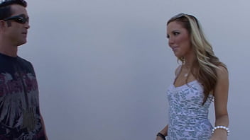 When a large fat cock bangs her cunt hard she is losing control and squirting a lot around everywhere making them both completely wet