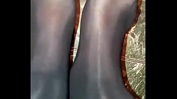 Tri or quad digits for this big beautiful b with séxy feet #shiny