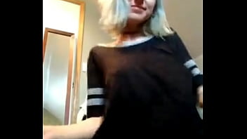 Brand new showing her breasts