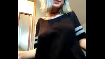 Brand new showing her breasts