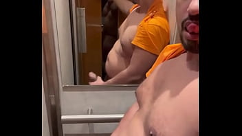 Il est temps de te rendre utile salope tu ne vaux rien tant que tu n’as pas vidé les couilles de ton amant brésilie Il est temps de te rendre utile salope tu ne vaux rien tant que tu n’as pas vidé les couilles de ton amant brésilie