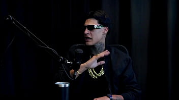 Gravou uma suruba gay entrou no job por causa de um amigo da mãe e divulgava o trabalho nas ruas gabriell rios watch sheer red