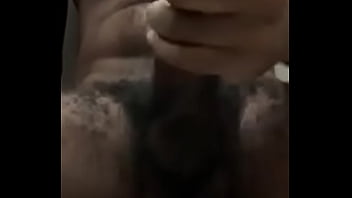 Adoro Mexer No Meu Mamilo Enquanto Umazinha E Vocês Pra Galera Que Curte Matagal De Macho Preto thumbnail