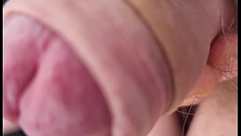 Amatoriale in pubblico sborrata in pubblico mostra il suo grosso cazzo in pubblico e sborra lasciandosi guardare Amatoriale in pubblico sborrata in pubblico mostra il suo grosso cazzo in pubblico e sborra lasciandosi guardare