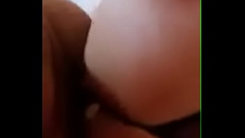 Como le encanta la berga a la muy puta