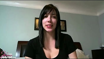 Pussy vibes jelena jensen plays with her big tits & trimmed pussy