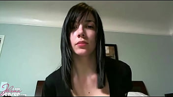 Pussy vibes jelena jensen plays with her big tits & trimmed pussy