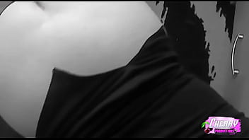 Cherry productions mademoiselle cherry se fait prendre en criant comme une chienne