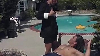 Face sitting milf teaches a lesson