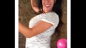 الراقصة نورا رقص مصري منزلي ساخن نار