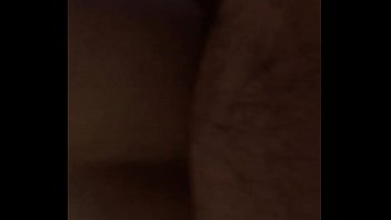 Aprovechando mi descanso ella lo disfruta mucho cuando la pongo en cuatro