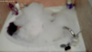 Solo Bubble Bathing Boy thumbnail