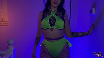 Raver Babe Gets All Holes Fucked & Gaped Ending In Anal Creampie thumbnail